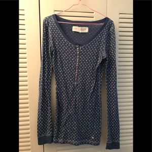Abercrombie and Fitch medium long sleeve